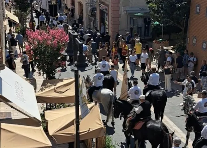 Antica Dimora Petito Luxury فندق مبيت وإفطار 4*